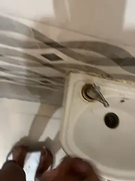 swaggyboii online show from April 7, 2026, 9:33 am