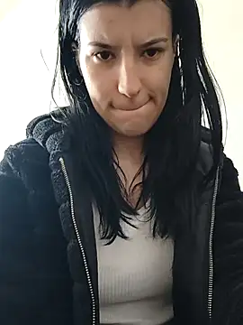 Snapshot of pussi12 chatting on February 18, 2026, 10:44 am pussi12 online show from February 18, 2026, 10:44 am