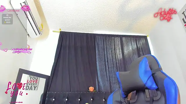 FoxxTattoo online show from June 17, 2026, 9:14 pm