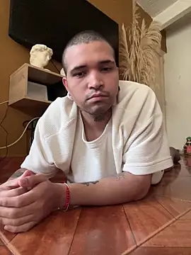 Simone026 online show from February 25, 2026, 10:53 pm