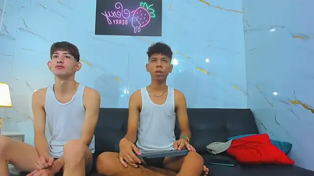 Spicy guys online show from March 29, 2026, 1:13 pm