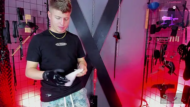 Snapshot of MrJustin_Brianna_BDSM chatting on February 21, 2026, 6:54 pm MrJustin Brianna BDSM online show from February 21, 2026, 6:54 pm