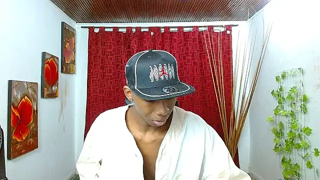 milo018 online show from April 22, 2026, 9:27 am