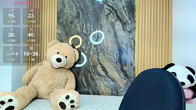 scarlett lumi online show from March 9, 2026, 9:46 am