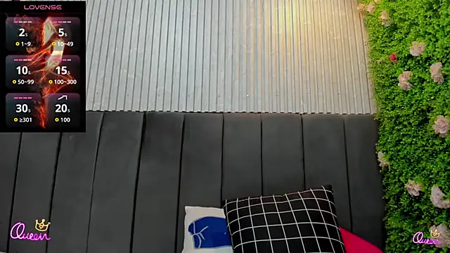 Camila Tits online show from May 10, 2026, 4:38 am
