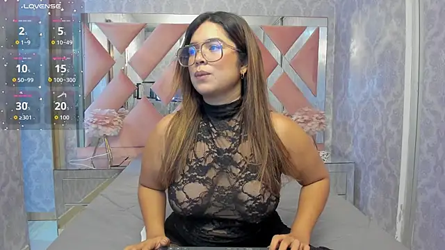 Snapshot of liz_ariza4u chatting on April 5, 2026, 3:13 am liz ariza4u online show from April 5, 2026, 3:13 am