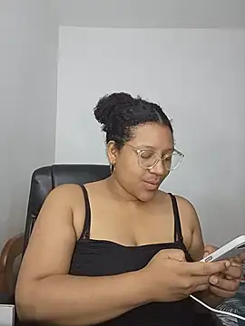gigiblue89 online show from August 4, 2026, 7:46 am