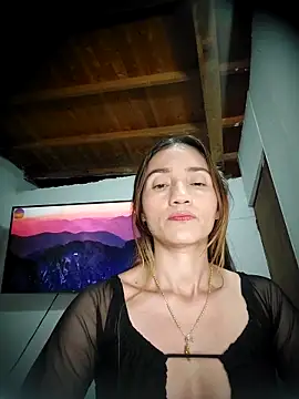 Snapshot of isaa- chatting on May 13, 2026, 4:47 pm isaa- online show from May 13, 2026, 4:47 pm