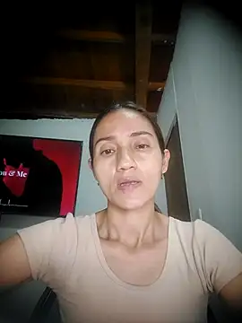 Snapshot of isaa- chatting on April 28, 2026, 3:49 pm isaa- online show from April 28, 2026, 3:49 pm