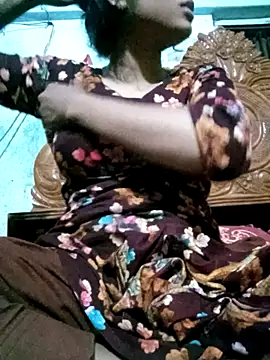 Snapshot of BreezySexyGirl69 chatting on March 16, 2026, 3:48 pm BreezySexyGirl69 online show from March 16, 2026, 3:48 pm