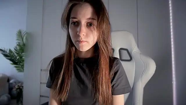 monnymoonn online show from March 15, 2026, 8:10 am