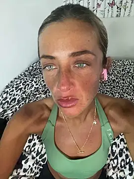 ScarlettGold  online show from March 10, 2026, 11:36 am