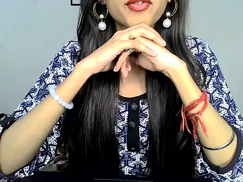 SIKSHA SINGH online show from April 16, 2026, 7:03 pm