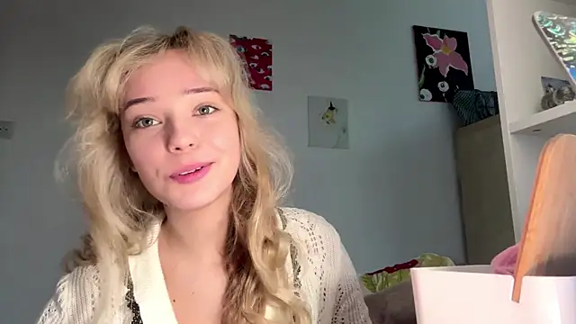 Snapshot of SourMidday chatting on February 20, 2026, 8:05 am SourMidday online show from February 20, 2026, 8:05 am