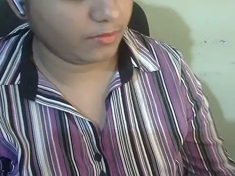 Snapshot of Aniya_Hazel chatting on March 3, 2026, 11:23 pm Aniya Hazel online show from March 3, 2026, 11:23 pm