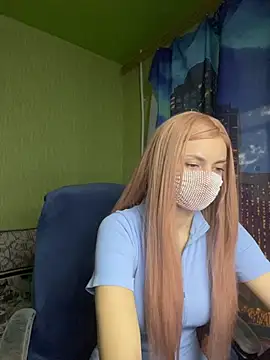 SophieBlackwood online show from May 28, 2026, 8:11 am