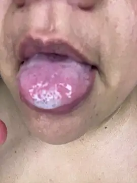 Snapshot of Melanny69x chatting on March 2, 2026, 3:29 am Melanny69x online show from March 2, 2026, 3:29 am