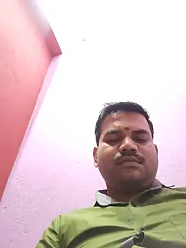 Snapshot of rkr1996kum chatting on July 4, 2026, 5:17 pm rkr1996kum online show from July 4, 2026, 5:17 pm