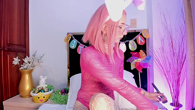 AnnaDenver online show from April 3, 2026, 6:14 pm