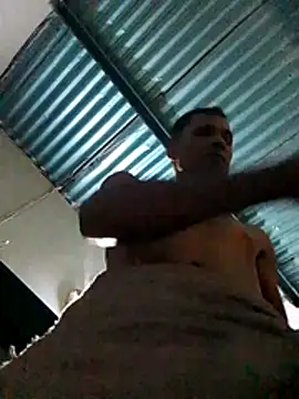 Snapshot of blackhot22c chatting on February 27, 2026, 5:35 pm blackhot22c online show from February 27, 2026, 5:35 pm