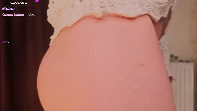 Snapshot of Viksinite chatting on March 21, 2026, 10:46 pm Viksinite online show from March 21, 2026, 10:46 pm