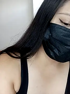 Rosyshadow online show from April 11, 2026, 9:07 pm