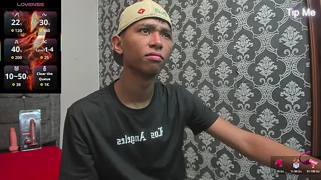 Little Twink19x online show from April 10, 2026, 7:21 pm