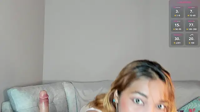 Miia Grey  online show from April 17, 2026, 1:14 pm