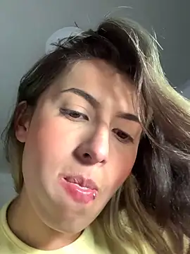 Candy Lennon online show from February 25, 2026, 12:44 am