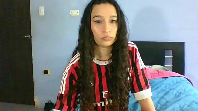 scarlettscottx  online show from May 31, 2026, 6:09 pm
