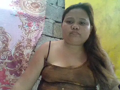 sweetlyn31 online show from July 29, 2026, 7:40 am