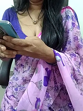 Vandana122 online show from February 19, 2026, 3:09 pm