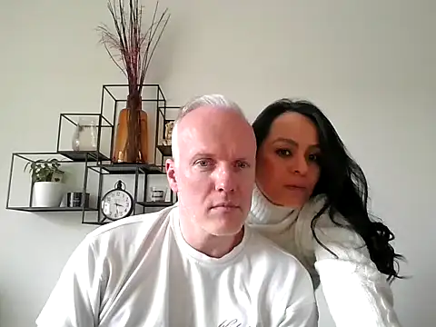 FuegoX adult online show from February 19, 2026, 2:36 pm