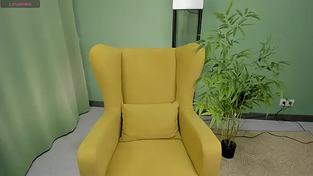 taticamomile online show from March 5, 2026, 4:09 am