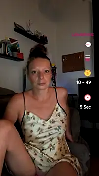 Snapshot of ZaramourXMrX chatting on August 3, 2026, 8:15 pm ZaramourXMrX online show from August 3, 2026, 8:15 pm