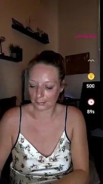 Snapshot of ZaramourXMrX chatting on July 8, 2026, 7:25 pm ZaramourXMrX online show from July 8, 2026, 7:25 pm