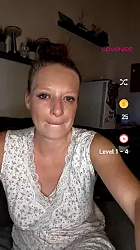 Snapshot of ZaramourXMrX chatting on July 11, 2026, 7:47 pm ZaramourXMrX online show from July 11, 2026, 7:47 pm