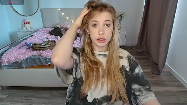 linaloon online show from March 12, 2026, 9:02 am