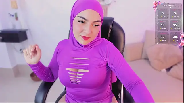 Malika Noor online show from March 3, 2026, 2:57 pm