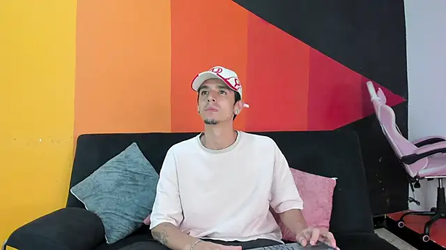 Snapshot of Anghell_BC chatting on February 27, 2026, 7:57 pm Anghell BC online show from February 27, 2026, 7:57 pm