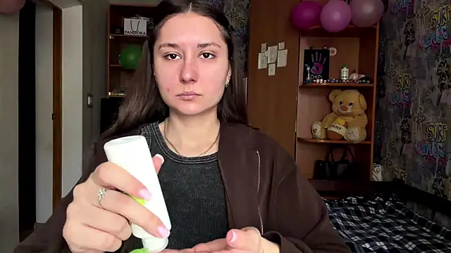 poly princess online show from March 18, 2026, 9:23 am