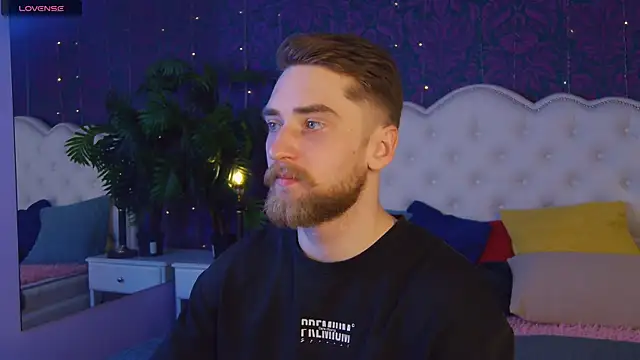 Dexter Raze online show from March 29, 2026, 10:33 pm