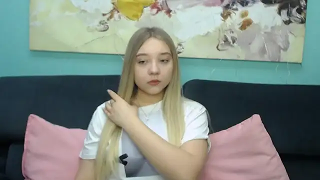 MilanaSiia online show from February 28, 2026, 5:40 am