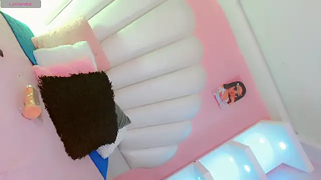 Snapshot of Daniiela_Ember chatting on March 1, 2026, 4:23 am Daniiela Ember online show from March 1, 2026, 4:23 am