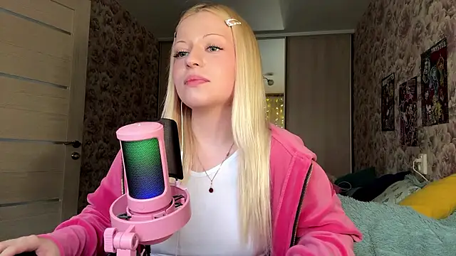 JeneeBIanks online show from February 24, 2026, 11:33 am