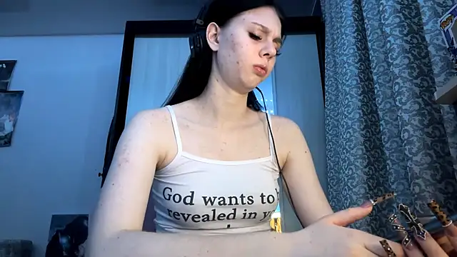 SaraDebey online show from February 25, 2026, 9:36 pm