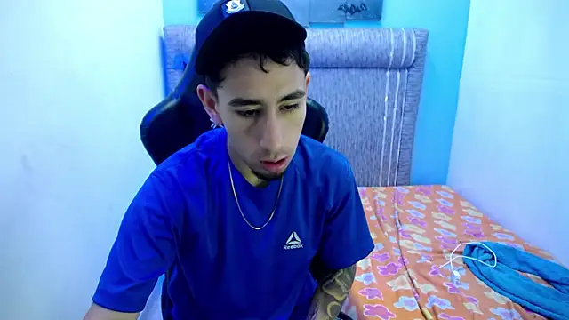 Snapshot of Owen_courtz chatting on March 15, 2026, 12:23 pm Owen courtz online show from March 15, 2026, 12:23 pm