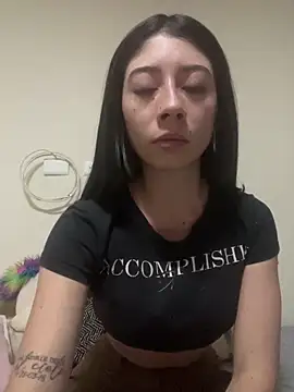 Snapshot of ZafiraNights chatting on March 4, 2026, 7:49 am ZafiraNights online show from March 4, 2026, 7:49 am