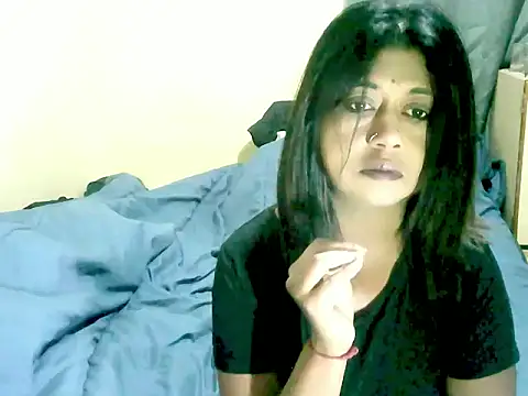 Snapshot of IndianPleasures21 chatting on April 26, 2026, 4:54 am IndianPleasures21 online show from April 26, 2026, 4:54 am