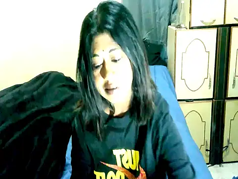 Snapshot of IndianPleasures21 chatting on April 27, 2026, 9:57 pm IndianPleasures21 online show from April 27, 2026, 9:57 pm
